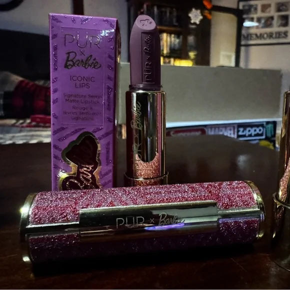 Pur Barbie Makeup Collection - Pink and Red Shades - Picture 5 of 12